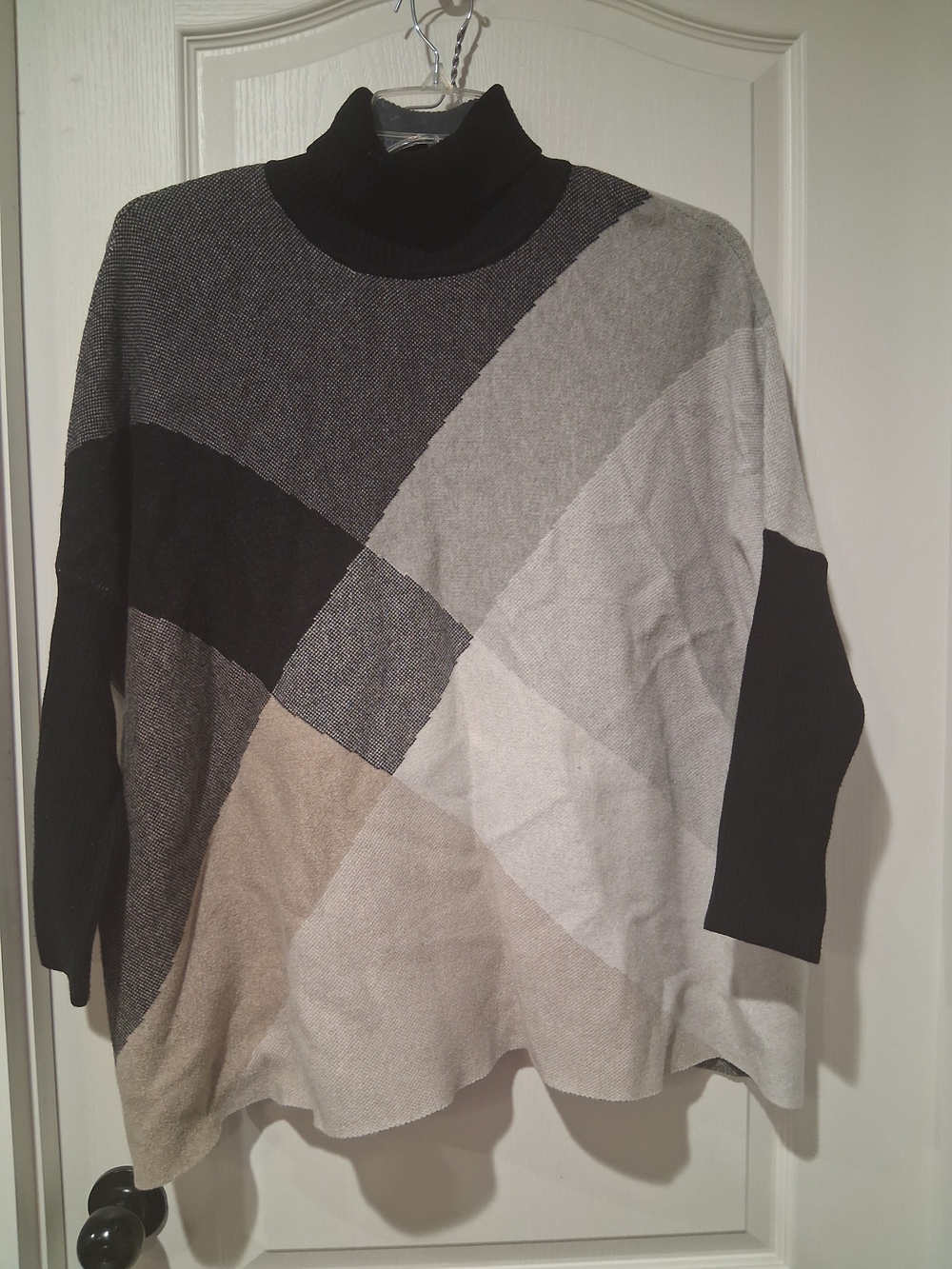 Joseph Colorblock Turtleneck Sweater in Black, Gray & Cream